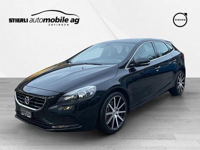 Gebraucht 2014 Volvo V40 Momentum Kombi | CHF 16’335 (Teuer)