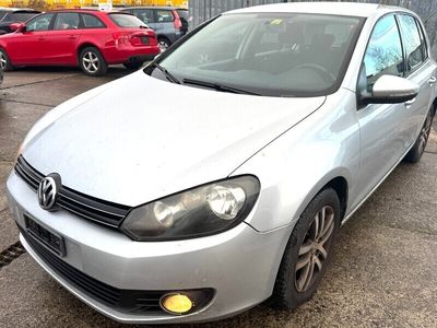 Gebraucht 2010 VW Golf VI Comfortline Kleinwagen | CHF 2’900