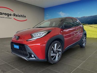 Gebraucht Toyota Aygo X Style 72 PS (52 kW) 2023 Rot SUV