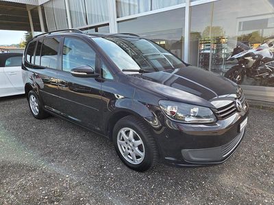 Gebraucht 2011 VW Touran Comfortline Van / Kleinbus | CHF 8’600 (Teuer)