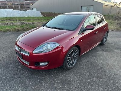 Gebraucht Fiat Bravo Dynamic 140 PS (102 kW) 2011 Kleinwagen