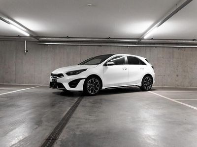 Weiss Neu 2025 Kia Ceed GT-Line Kleinwagen | CHF 34’900 (Fairer Preis)