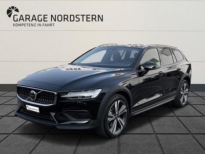 Gebraucht 2024 Volvo V60 CC Plus Kombi | CHF 51’110 (Teuer)