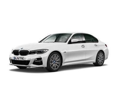 Weiss Gebraucht 2022 BMW 330e M Sport Limousine | CHF 29’900 (Superpreis)