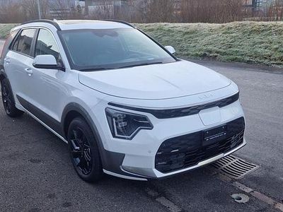 Weiss Gebraucht 2025 Kia e-Niro Style SUV | CHF 39’900 (Fairer Preis)