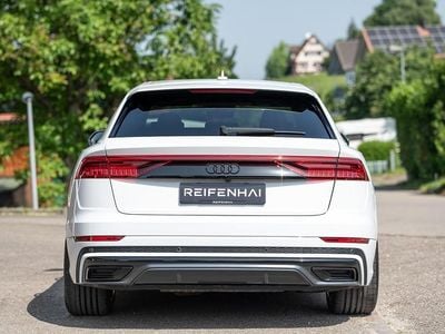 Gebraucht 2022 Audi Q8 S-Line SUV | CHF 64’990 (Fairer Preis)