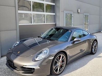Porsche 911 Carrera 4S