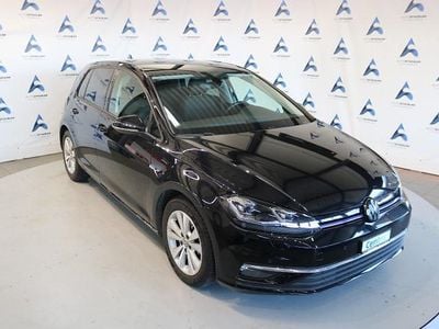 Gebraucht VW Golf VII Comfortline 130 PS (95 kW) 2019 Limousine