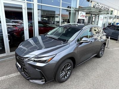Lexus NX450h+