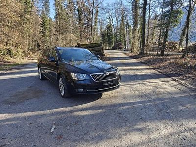 Gebraucht Skoda Superb Ambition 170 PS (125 kW) 2015 Kombi