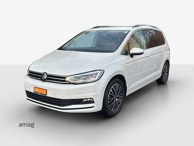 Oryxwhite perlmutteffekt Gebraucht 2025 VW Touran Comfortline Van / Kleinbus | CHF 37’990 (Fairer Preis)