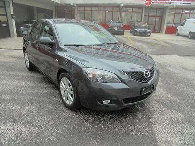 Grau Gebraucht 2006 Mazda 3 Limousine | CHF 5’900 (Etwas zu teuer)