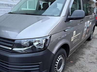 Gebraucht 2019 VW Caravelle Trendline Van / Kleinbus | CHF 22’500 (Fairer Preis)