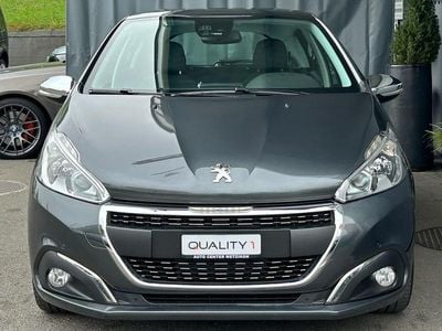 Gebraucht 2015 Peugeot 208 Allure Kleinwagen | CHF 7’900 (Etwas zu teuer)