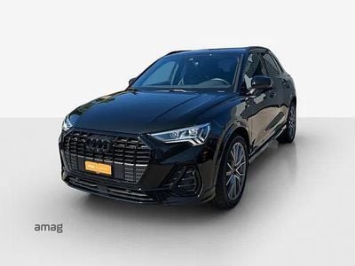Mythosschwarz metallic Gebraucht 2022 Audi Q3 Attraction SUV | CHF 37’490 (Etwas zu teuer)