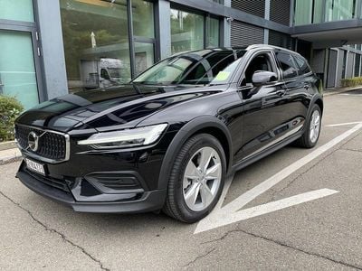 Gebraucht 2024 Volvo V60 CC Core Kombi | CHF 46’600