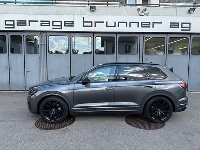 Gebraucht VW Touareg R-line 340 PS (250 kW) 2023 SUV