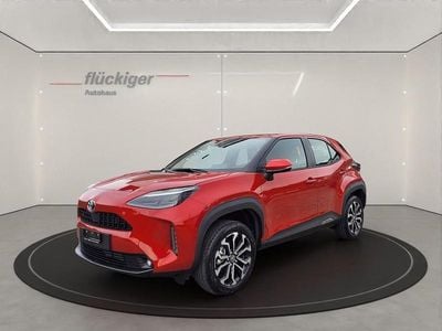 Rot Gebraucht 2023 Toyota Yaris Cross Trend SUV | CHF 32’800 (Teuer)
