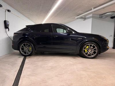 Gebraucht 2022 Porsche Cayenne Platinum Edition SUV | CHF 66’999 (Etwas zu teuer)