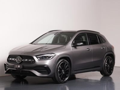 Mercedes GLA220