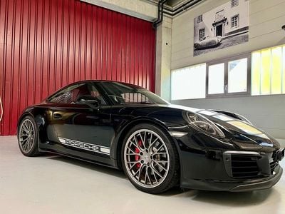 Porsche 911 Carrera 4S