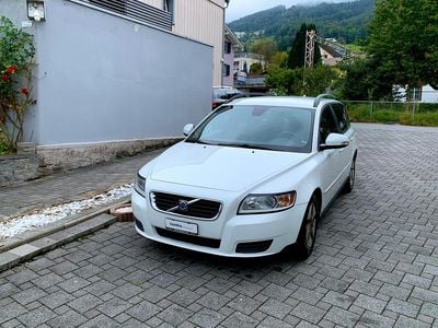 Gebraucht 2009 Volvo V50 Kombi | CHF 3’200 (Etwas zu teuer)