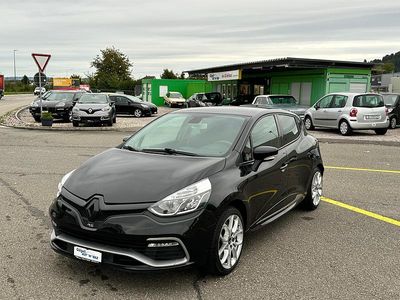 Gebraucht Renault Clio IV R.S. 200 PS (147 kW) 2015