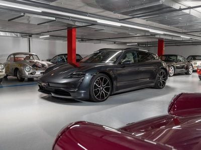 Gebraucht 2022 Porsche Taycan 4S Sport Turismo Limousine | CHF 79’900 (Etwas zu teuer)