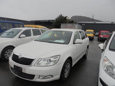 Gebraucht Skoda Octavia Elegance 105 PS (77 kW) 2012 Kombi