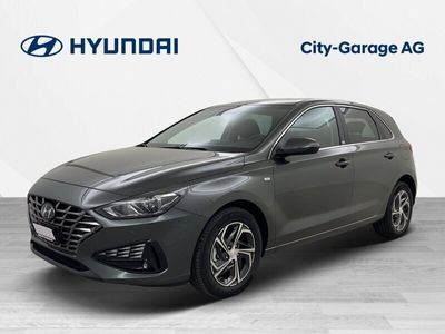 gebraucht Hyundai i30 1.5 T-GDi Amplia