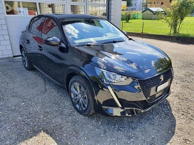 Gebraucht 2022 Peugeot e-208 Allure Kleinwagen | CHF 23’550