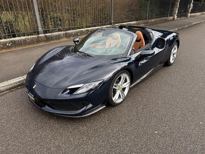 Gebraucht Ferrari 296 830 PS (610 kW) 2025 Cabrio