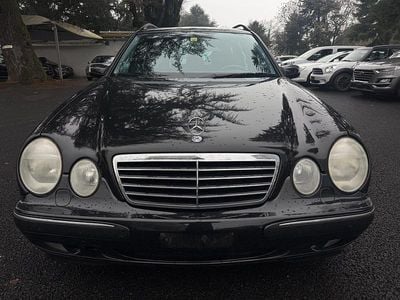 Gebraucht 2000 Mercedes E320 Avantgarde | CHF 1’900