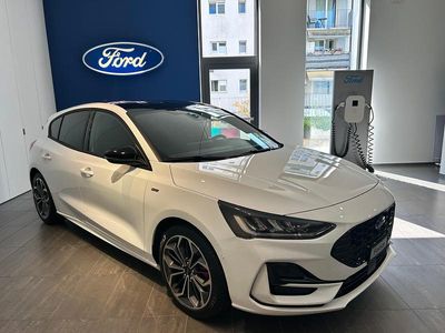 Weiss Neu 2025 Ford Focus ST-Line X Limousine | CHF 35’300 (Fairer Preis)
