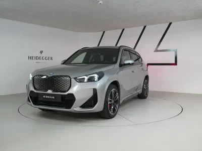 Neu (2026) BMW iX1 M Sport 306 PS