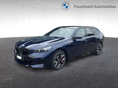 Gebraucht BMW 540 M Sport 303 PS (222 kW) 2025 Blau Kombi