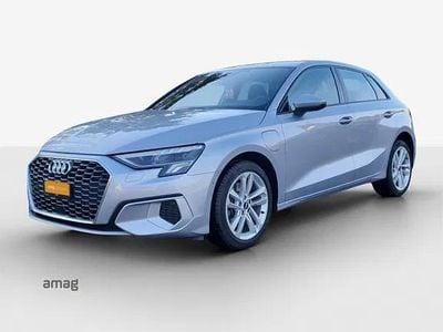 Florettsilber metallic Gebraucht 2021 Audi A3 Limousine | CHF 20’900 (Guter Preis)