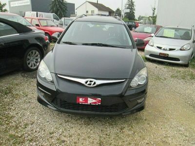 gebraucht Hyundai i30 cw 1.6 CRDi Style