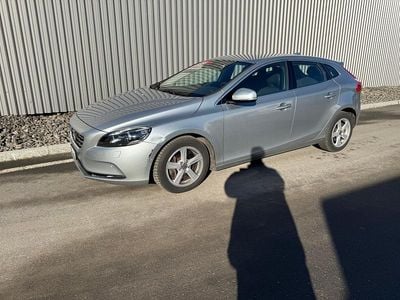 Gebraucht Volvo V40 Momentum 150 PS (110 kW) 2014