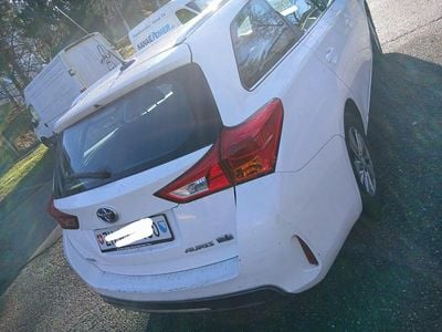 Gebraucht 2015 Toyota Auris Touring Sports Trend Kombi | CHF 3’800