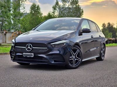 Gebraucht Mercedes B200 AMG line 163 PS (119 kW) 2021 Van / Kleinbus