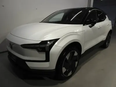 Neu (2026) Volvo EX30 Plus 272 PS | Teuer