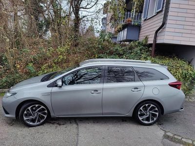 Gebraucht 2016 Toyota Auris Touring Sports Trend Kombi | CHF 10’950 (Guter Preis)