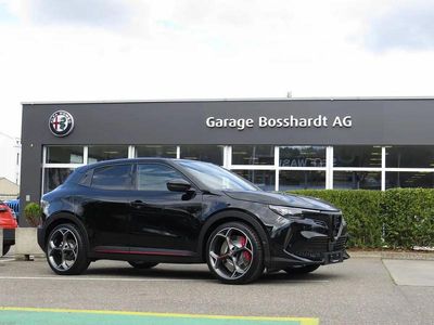 Schwarz Gebraucht 2025 Alfa Romeo Junior Veloce SUV | CHF 47’850