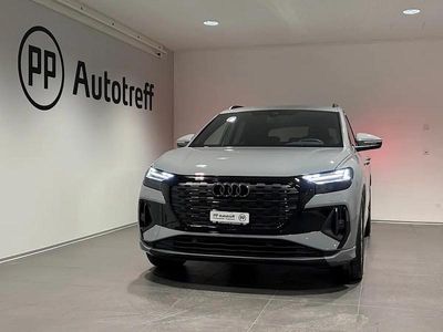 Neu Audi Q4 e-tron Attraction 210 kW (286 PS) 2026 Gray SUV