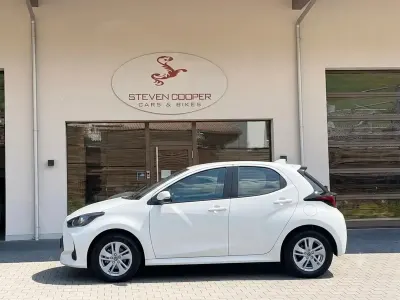 Neu (2026) Toyota Yaris Comfort 116 PS | Seltenes Fahrzeug