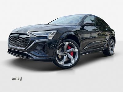 Mythosschwarz metallic Gebraucht 2023 Audi SQ8 Sportback e-tron Comfort SUV | CHF 112’900