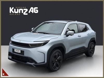 Neu Toyota Urban Cruiser Premium 135 kW (184 PS) 2025 Silber SUV