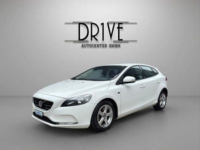 Weiss Gebraucht 2014 Volvo V40 Kinetic Kombi | CHF 11’900