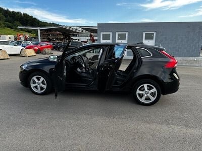 Gebraucht 2015 Volvo V40 Kinetic Kombi | CHF 6’900